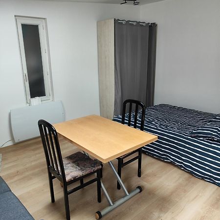 Studio Independant Avec Jardin Au Calme Neuilly-Plaisance Luaran gambar